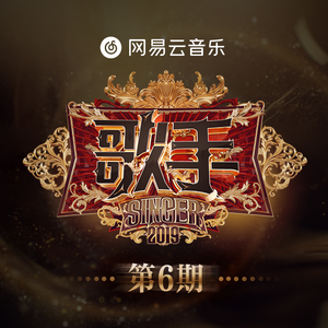 女生让男生看她的小笼包
