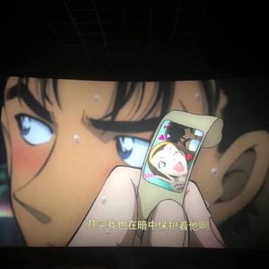 女生让男生看她的小笼包
